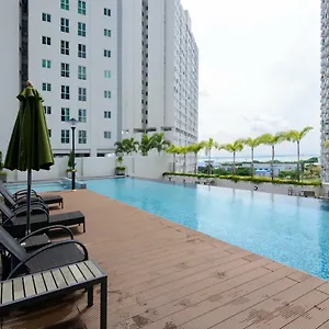 شقة Straits Garden Suites,